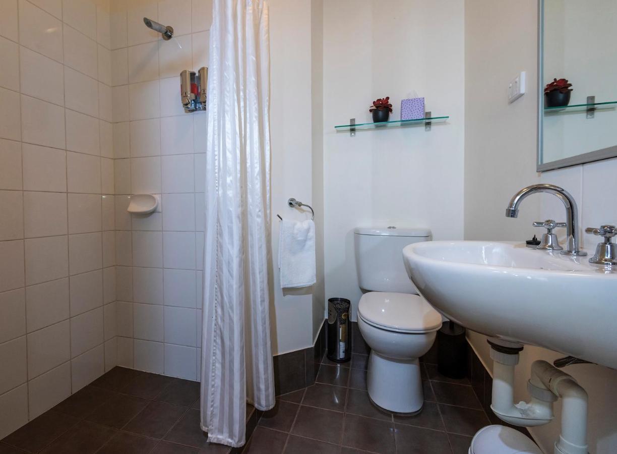 Seaview And Spa At Torbay Олбани Екстериор снимка